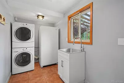 2988 S Wabash Street, Denver, CO 80231 - Photo 32