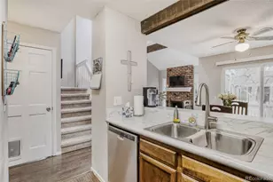 4363 S Blackhawk Way, Aurora, CO 80015 - Photo 6