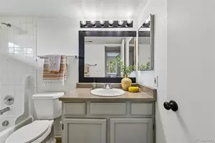 1075 S Elkhart Way, Aurora, CO 80012 - Photo 16