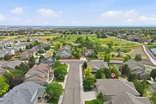 13427 Locust St, Thornton, CO 80602 - Photo 38