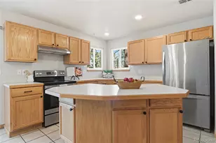 30243 Hilltop Dr, Evergreen, CO 80439 - Photo 12