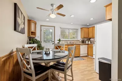 18866 E Napa Drive, Aurora, CO 80013 - Photo 6
