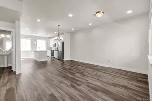 6741 S Tempe Ct, Aurora, CO 80016 - Photo 8