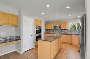 18129 E Caley Cir, Aurora, CO 80016 - Photo 12