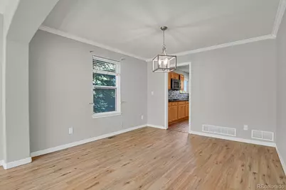 18129 E Caley Circle, Aurora, CO 80016 - Photo 8