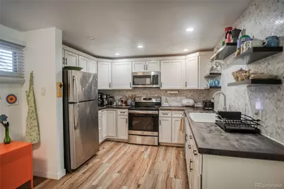 1842 Canyon Boulevard #105, Boulder, CO 80302 - Photo 2