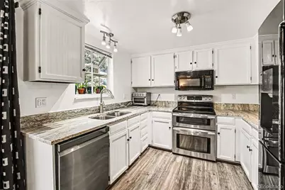 6771 S Dahlia Court, Centennial, CO 80122 - Photo 6