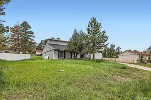 679 S Pearl St, Elizabeth, CO 80107 - Photo 8