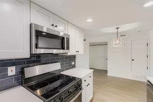 8555 Fairmount Dr, Denver, CO 80247 - Photo 14