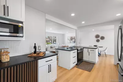 1229 Dearborn, Aurora, CO 80011 - Photo 12