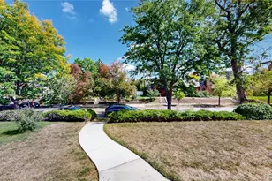 1325 Dahlia St, Denver, CO 80220 - Photo 32