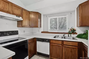 16314 E Exposition Dr, Aurora, CO 80017 - Photo 8