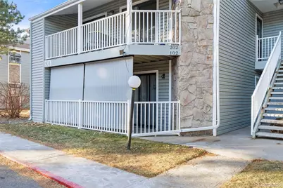 904 S Walden Way #102, Aurora, CO 80017 - Photo 2