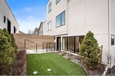 290 Monroe Street, Denver, CO 80206 - Photo 4