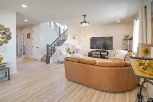 188 S Waterloo St, Aurora, CO 80018 - Photo 8