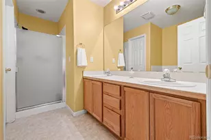 15555 E 40th Ave, Denver, CO 80239 - Photo 18