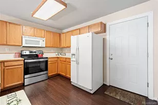15555 E 40th Ave, Denver, CO 80239 - Photo 12
