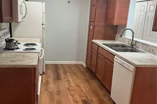 1075 S Elkhart Way, Aurora, CO 80012 - Photo 2