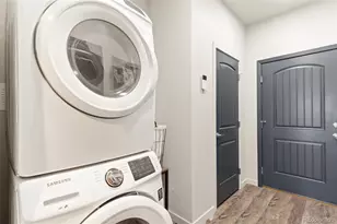 981 E Blackstone Dr, Pueblo, CO 81007 - Photo 32