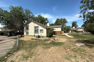 3762 S Danube Cir, Aurora, CO 80013 - Photo 1