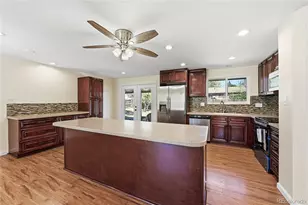 994 S Victor Way, Aurora, CO 80012 - Photo 6