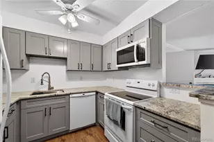 3320 S Ammons St, Lakewood, CO 80227 - Photo 14