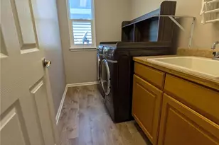 19613 E 39th Ave, Denver, CO 80249 - Photo 12
