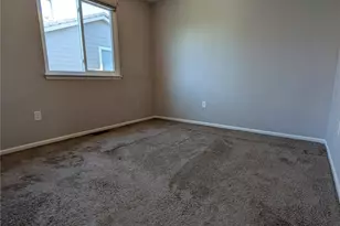 19613 E 39th Ave, Denver, CO 80249 - Photo 22