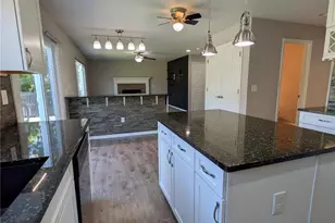19613 E 39th Ave, Denver, CO 80249 - Photo 10