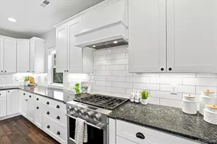 2030 S Humboldt St, Denver, CO 80210 - Photo 18