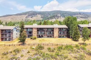 32 Corinthian Cir, Dillon, CO 80435 - Photo 1
