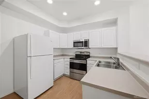 5555 E Briarwood Ave, Centennial, CO 80122 - Photo 10