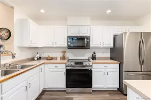 700 S Yarrow St, Lakewood, CO 80226 - Photo 24