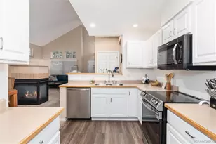 700 S Yarrow St, Lakewood, CO 80226 - Photo 18