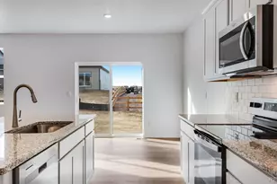1031 Alpine St, Lochbuie, CO 80603 - Photo 10