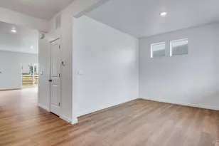 1031 Alpine St, Lochbuie, CO 80603 - Photo 2