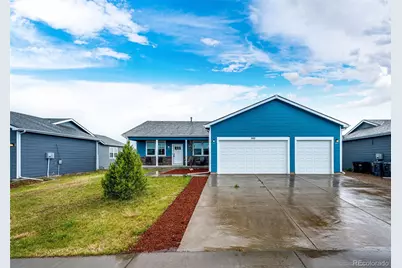 565 S 3rd Avenue, Deer Trail, CO 80105 - Photo 2