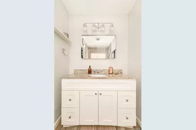 5634 E Minnesota Drive, Denver, CO 80224 - Photo 18