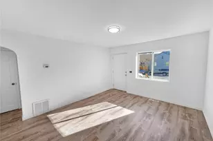 3089 W 18th Ave, Denver, CO 80204 - Photo 8