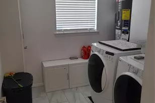 9492 Cedarhurst Ln, Highlands Ranch, CO 80129 - Photo 8