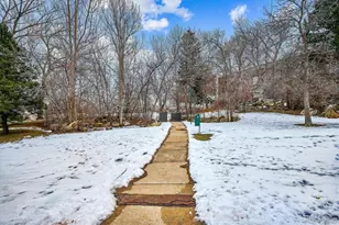 1300 Golden Cir, Golden, CO 80401 - Photo 24