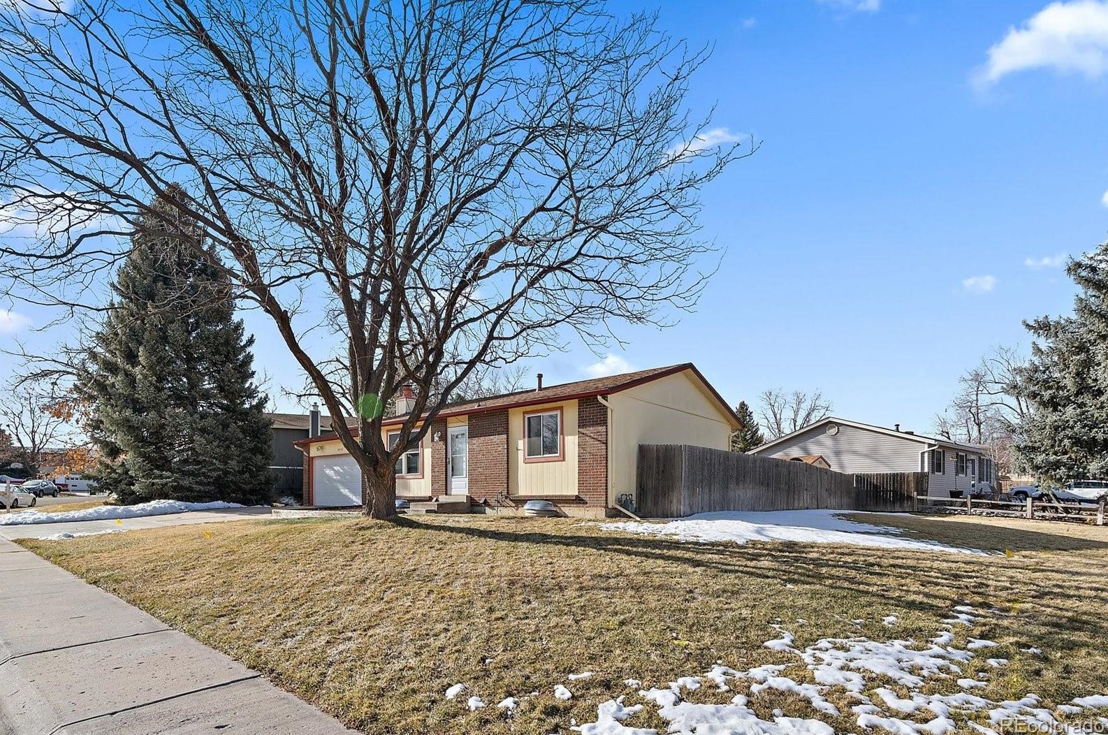 6553 Dover St, Littleton, CO 80123-3310