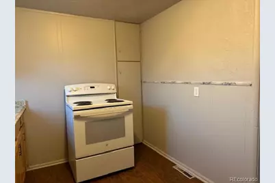 7075 Garden Lane, Commerce City, CO 80022 - Photo 12