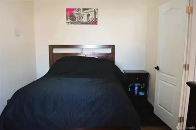 304 Barnard Court, Longmont, CO 80501 - Photo 8