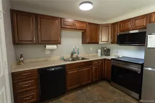 2535 Sonoma Dr, Colorado Springs, CO 80910 - Photo 6