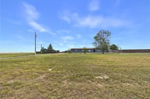 8860 Hwy 79, Bennett, CO 80102 - Photo 4