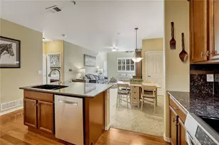 8460 Canyon Rim Trail, Englewood, CO 80112 - Photo 18