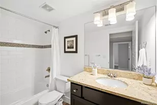2450 N Vine St, Denver, CO 80205 - Photo 32