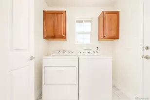 7645 S Addison Way, Aurora, CO 80016 - Photo 10