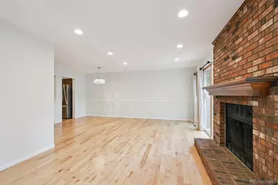 6736 S Poplar Court, Centennial, CO 80112 - Photo 6